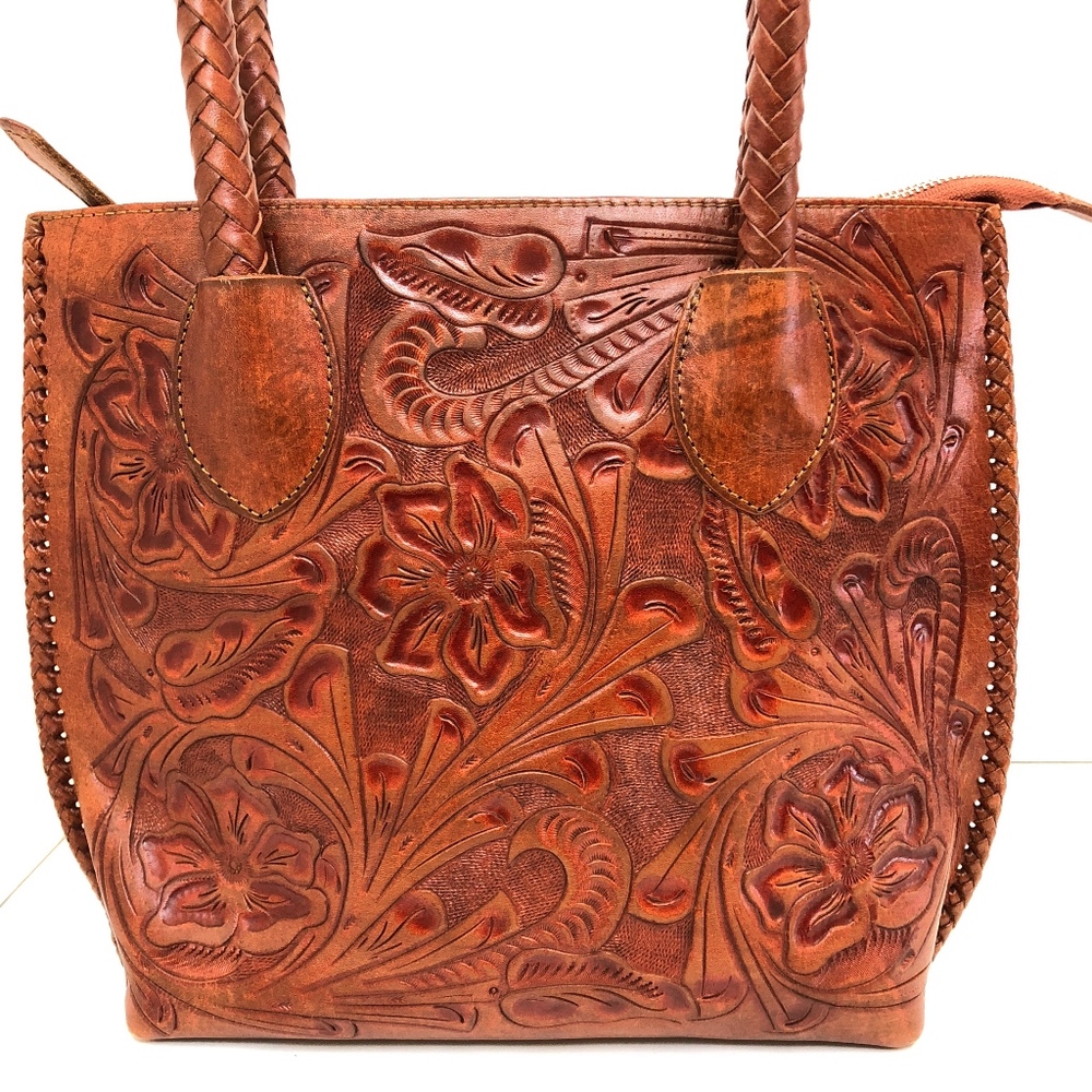 SOLD // Alejandro Yeo Hand Tooled Leather Purse